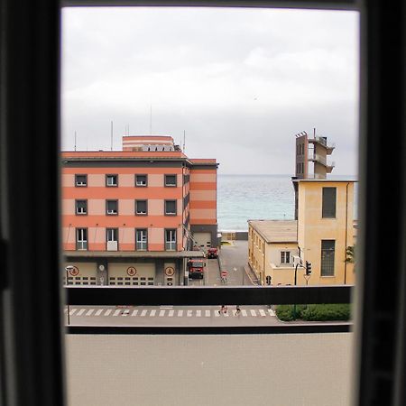 Appartamento Casa Mariuccia - A Due Passi Dal Mare Savona Esterno foto