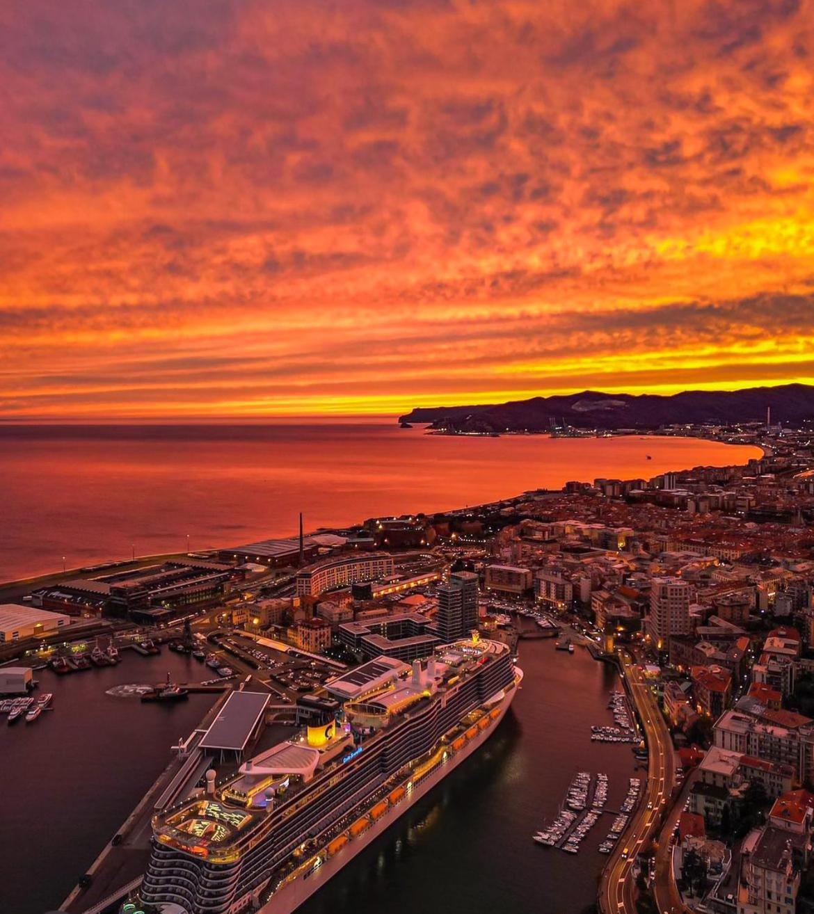 Appartamento Casa Mariuccia - A Due Passi Dal Mare Savona Esterno foto